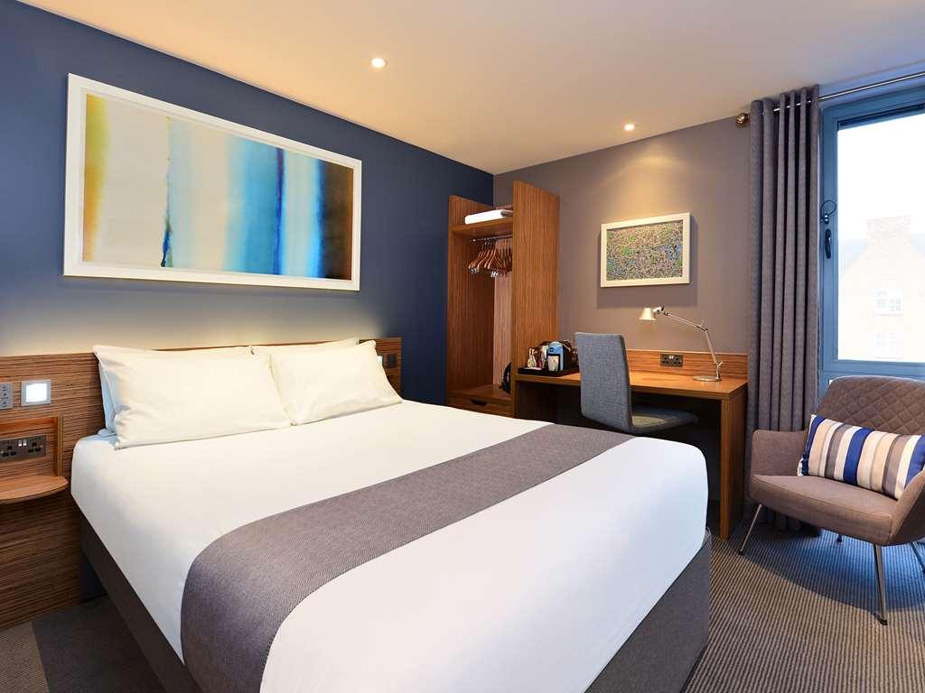 Travelodge London Central Bank الغرفة الصورة